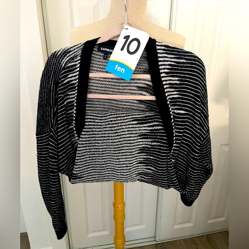 10. Express Long Cardigan Black and White Stripe Sz L